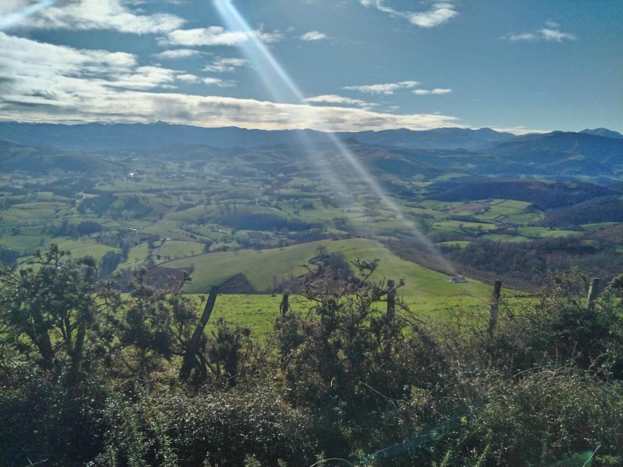 Gites Mendiburia Iholdy Esterno foto
